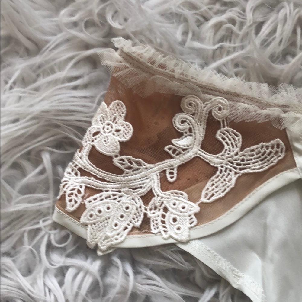 NEW • For Love & Lemons • Bordeaux Appliqué Panty - Picture 7 of 7
